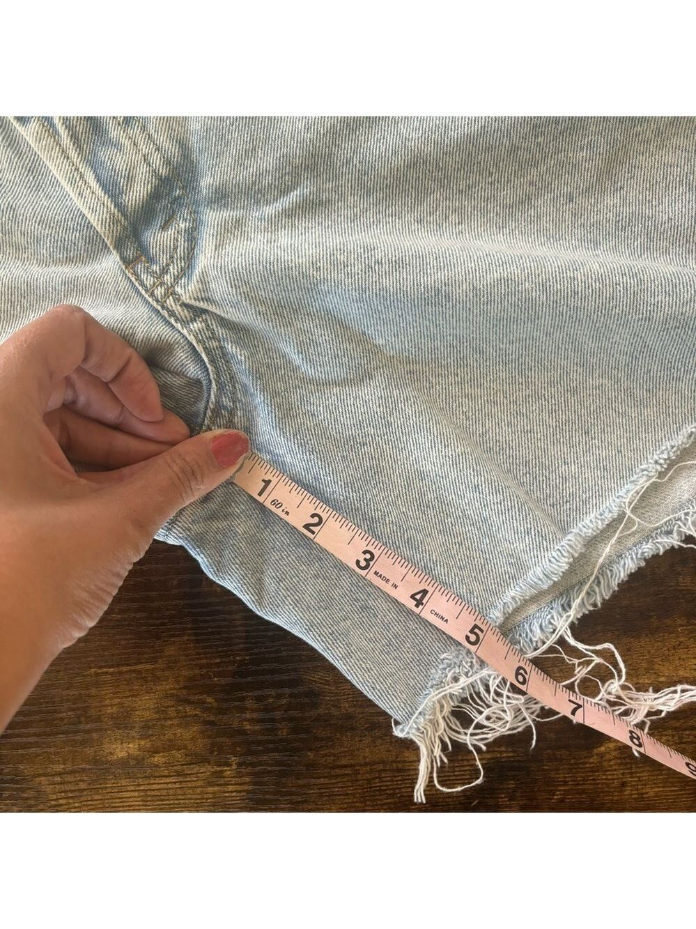 Wild Fable Bermuda Shorts Size 0 Asymmetrical Crossover Waist Light Wash Denim - Picture 11 of 11